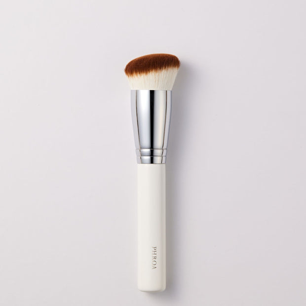 103 Angled Foundation Brush